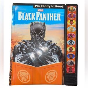 Marvel Black Panther Read-Along Book with Blue and Yellow Cover